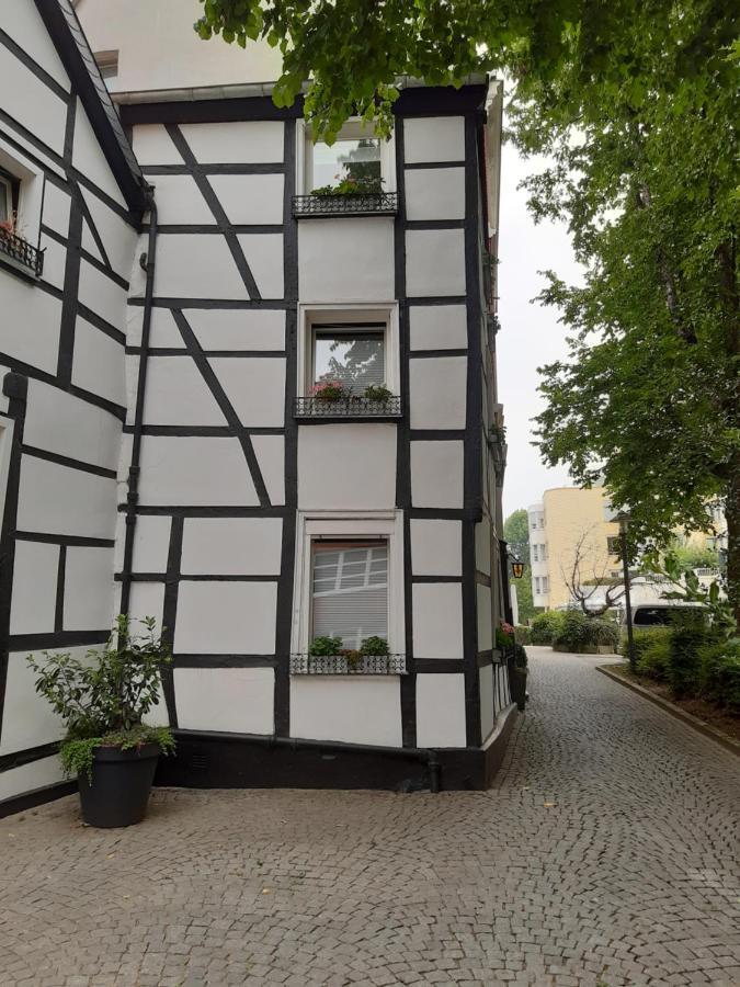 Historisch übernachten Brinkerplatz 3 Essen Exterior foto